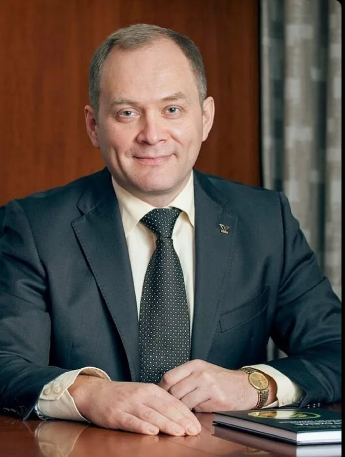 Александр Высоцкий